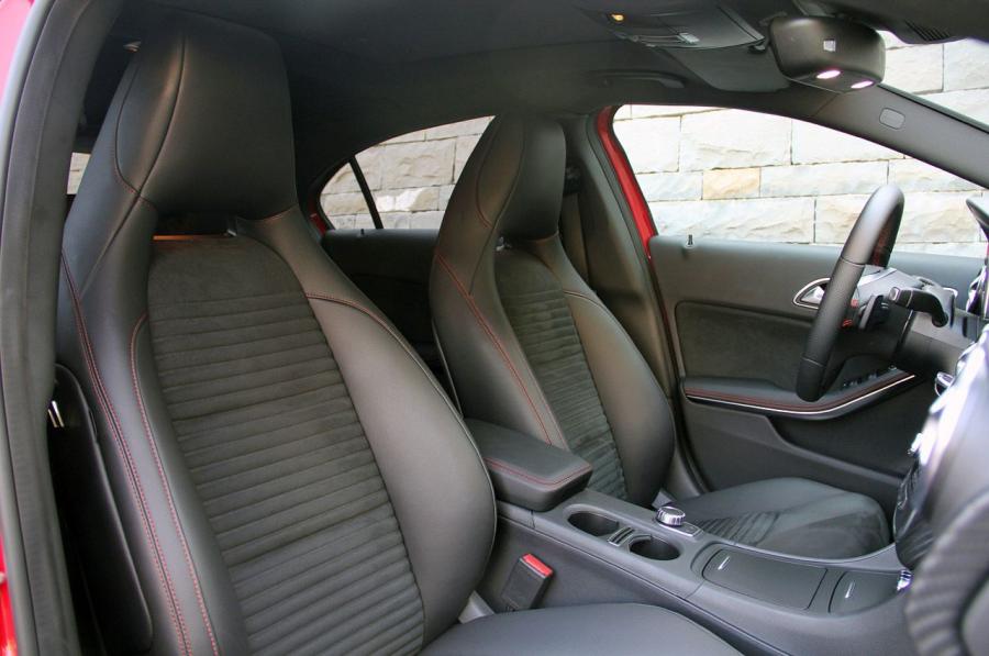  Mercedes-Benz A-Class 2012 года  (фото 27 из 78)